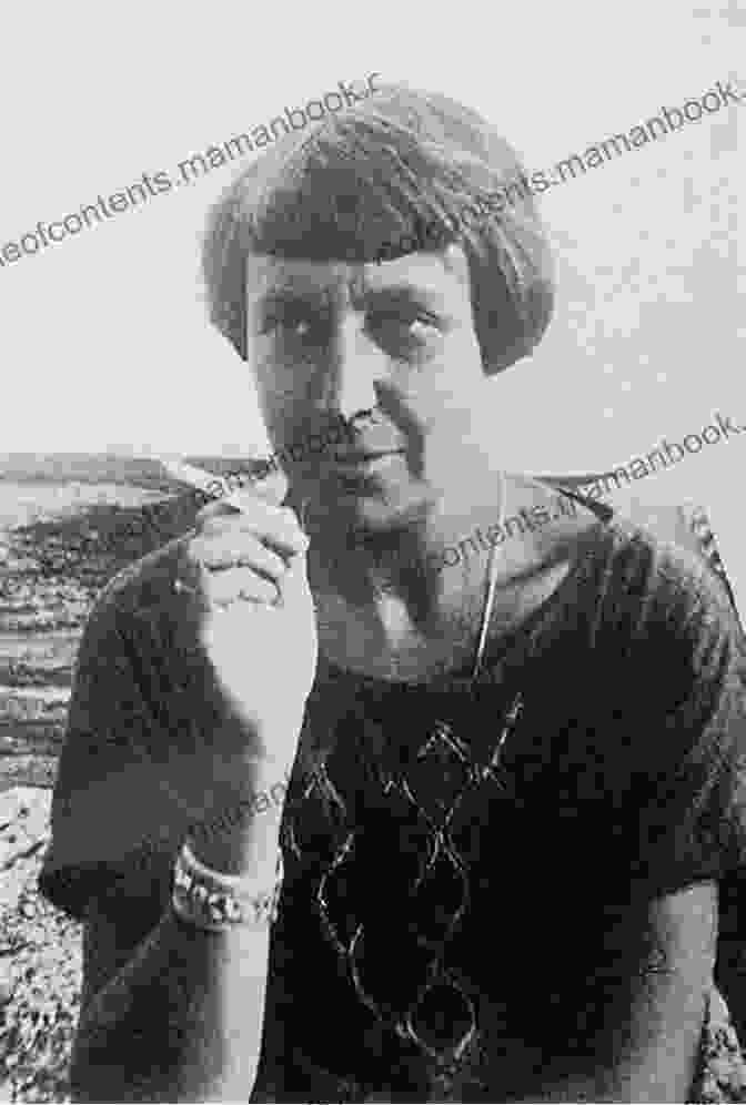 Marina Tsvetaeva, A Prominent Russian Poet Known For Her Intense And Introspective Verse, Whose Literary Career Spanned The Turbulent Years Of Revolution And War In The Early 20th Century. Selected Poems: Marina Tsvetaeva Marina Tsvetaeva